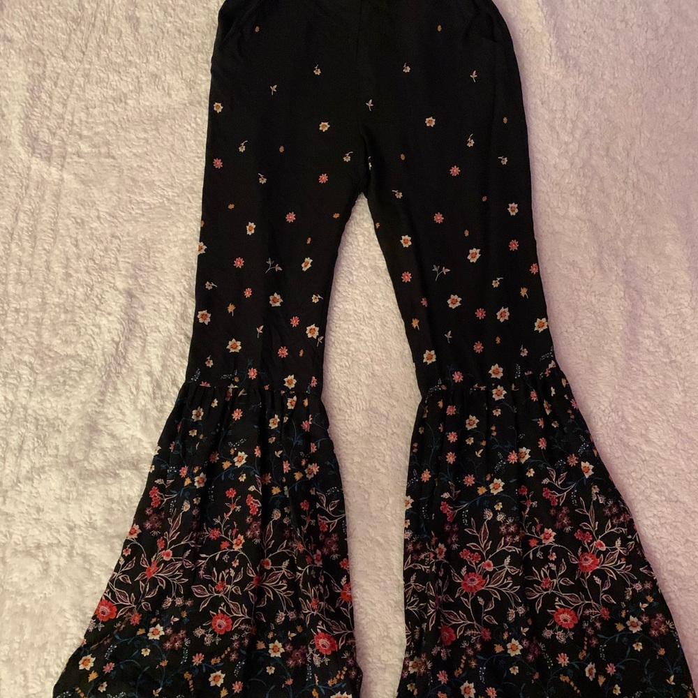 NWOT BCBG Boho Chic Pants
